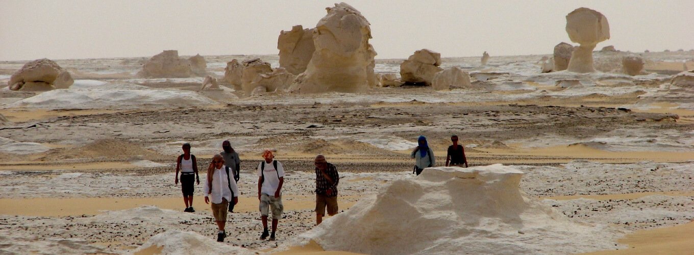 A-wonderful-picture-in-the-White-Desert-in-Egypt Hidden Gems in Egypt